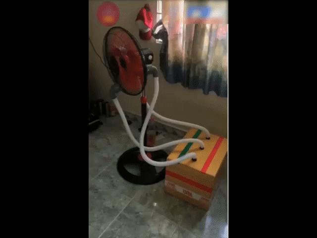 Video Clip Cười - Cách sinh viên sáng tạo chống nóng thời tiết 40 độ