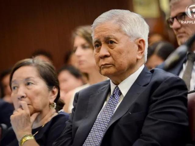 Thế giới - Cựu Bộ trưởng Philippines chỉ trích Trung Quốc bị giữ tại Hồng Kông