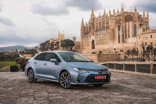 Toyota Corolla Altis thế hệ mới chốt lịch ra mắt vào tháng 8 tại Thái Lan - 1