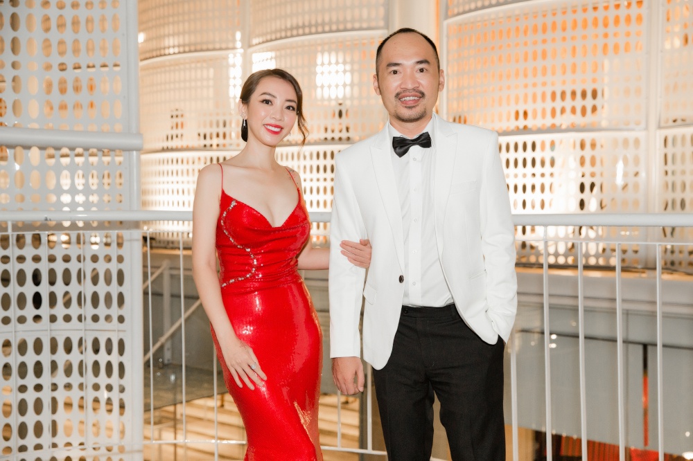 "Chị Mười Ba trong giới giang hồ" Thu Trang bất ngờ lột xác sexy - 3