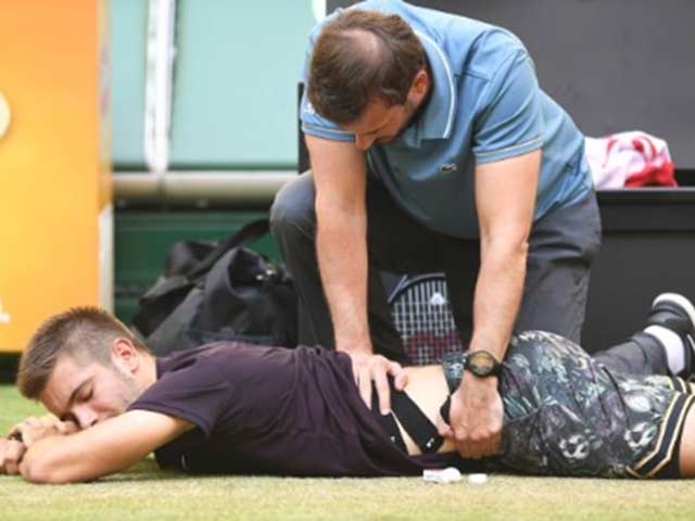 Thể thao - Halle Open ngày 4: Coric bỏ cuộc, chính thức thành cựu vương