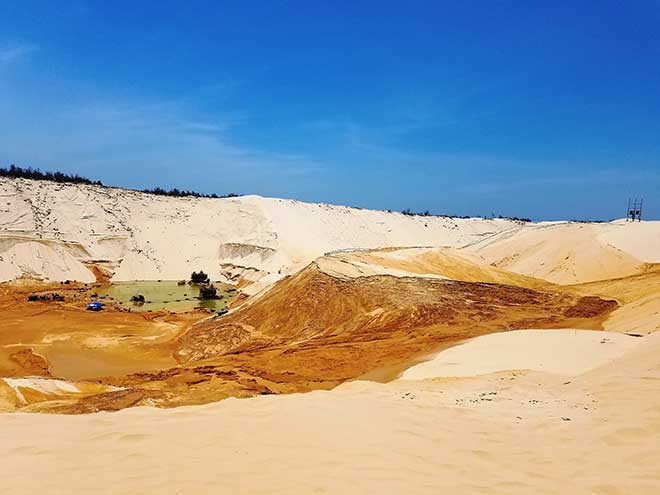 1 người mất tích, 4 người bị thương khi đang khai thác ti tan - 1