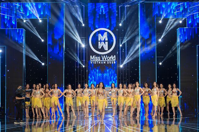 Thí sinh Miss World Việt Nam 2019 khoe dáng bốc lửa với phần thi áo tắm - 1