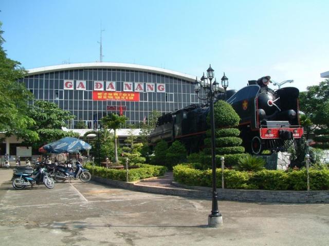 Pháp luật - Mẹ trẻ kể chuyện giải cứu con gái 15 tuổi bị ép vào làm quán karaoke