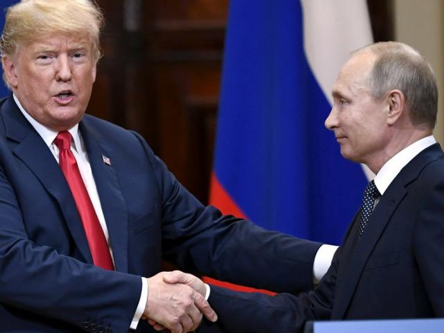 Thế giới - Putin: Không có cách nào ông Trump ép buộc được Nga về Iran, Venezuela