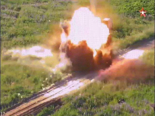 Thế giới - "Thợ săn đêm" Nga hủy diệt mục tiêu bằng tên lửa bí mật