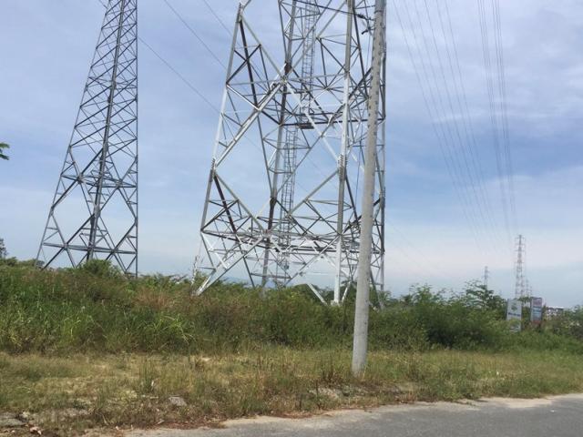 Pháp luật - Nam thanh niên leo cột điện cao thế ở Đà Nẵng