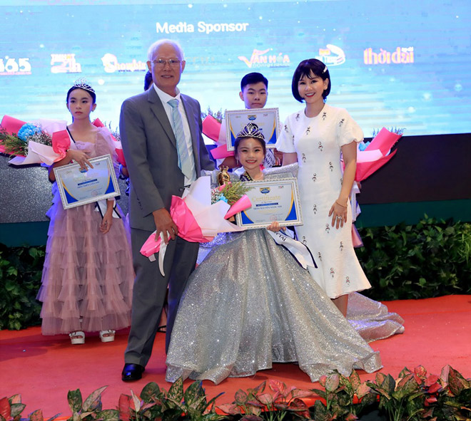 Siêu Nhí Tranh Tài 2019 đã xướng tên Trần Nguyễn Ngọc Nhi - 2