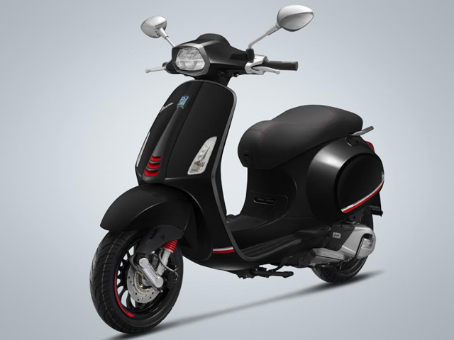 Vespa Sprint Carbon 2019 trình làng, giá 78,5 triệu đồng