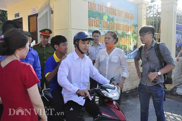 HY HỮU: Thí sinh thi THPT Quốc gia ở Quảng Ninh đến nhầm điểm thi - 1