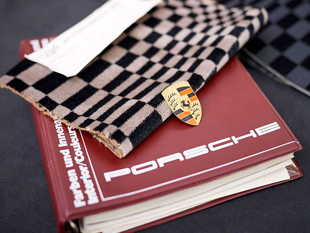 Tin tức ô tô - Posrche sẽ giới thiệu gói thiết kế Heritage Design cho dòng xe 911 vào năm sau