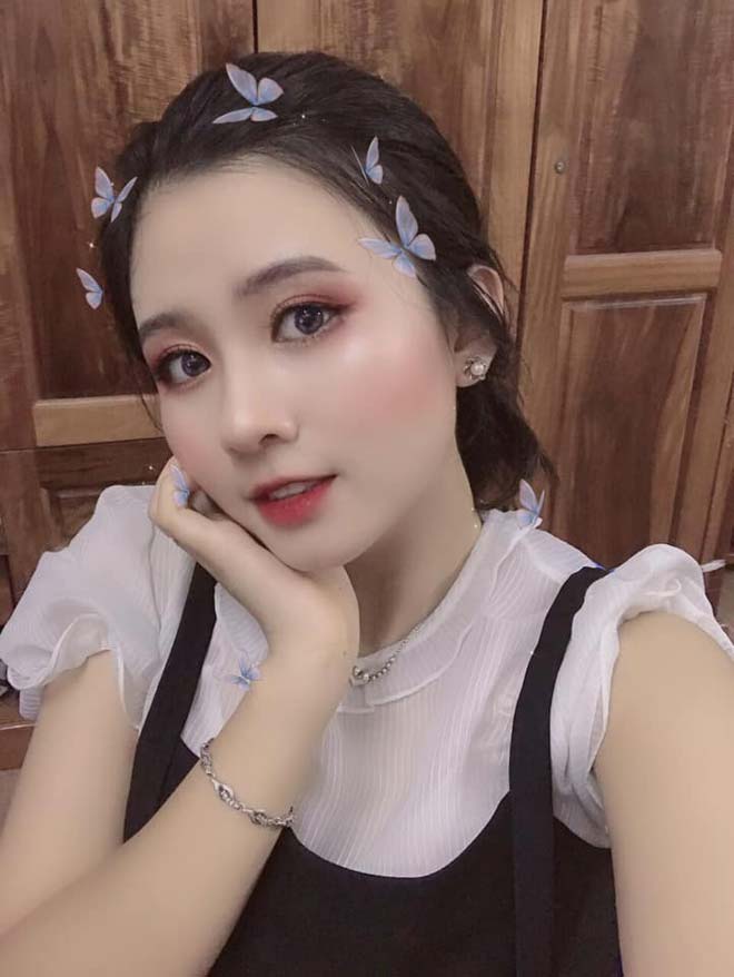 Nữ sinh khiến dân mạng “săn lùng” sau buổi thi Văn vì quá xinh - 6