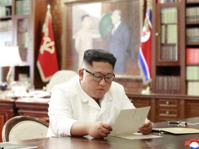 Thế giới - Sau khi ông Trump gửi thư "tuyệt vời" cho ông Kim, Triều Tiên bất ngờ chỉ trích hành động “thù địch” của Mỹ