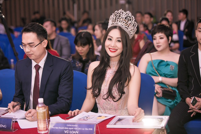 Vũ Loan - Hoa hậu Doanh nhân người Việt liên lục địa ngồi “ghế nóng” tại Malaysia - 5