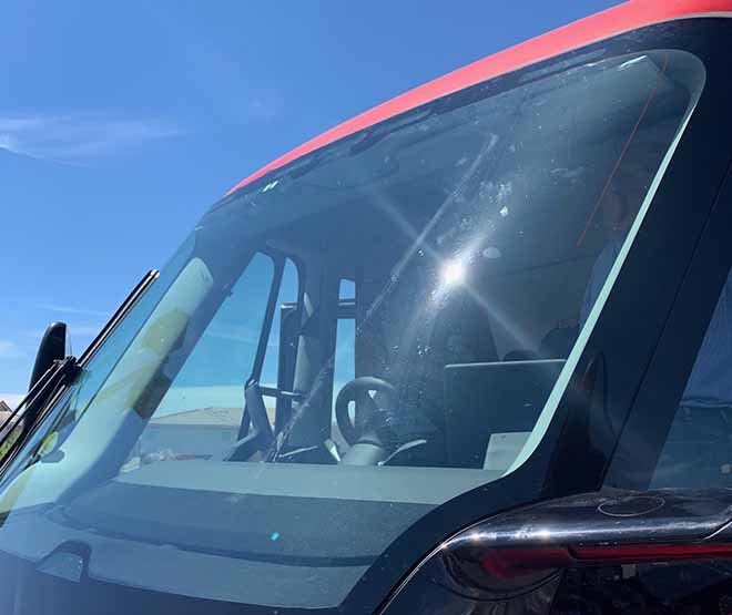 Ảnh thực tế của xe đầu kéo chạy điện của Tesla - 4