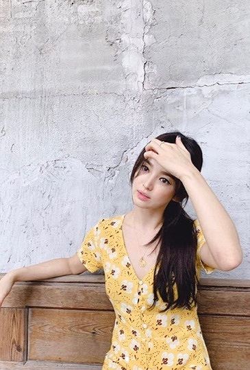 Song Hye Kyo mắt khói hay bánh bèo đều quá xinh đẹp - 8