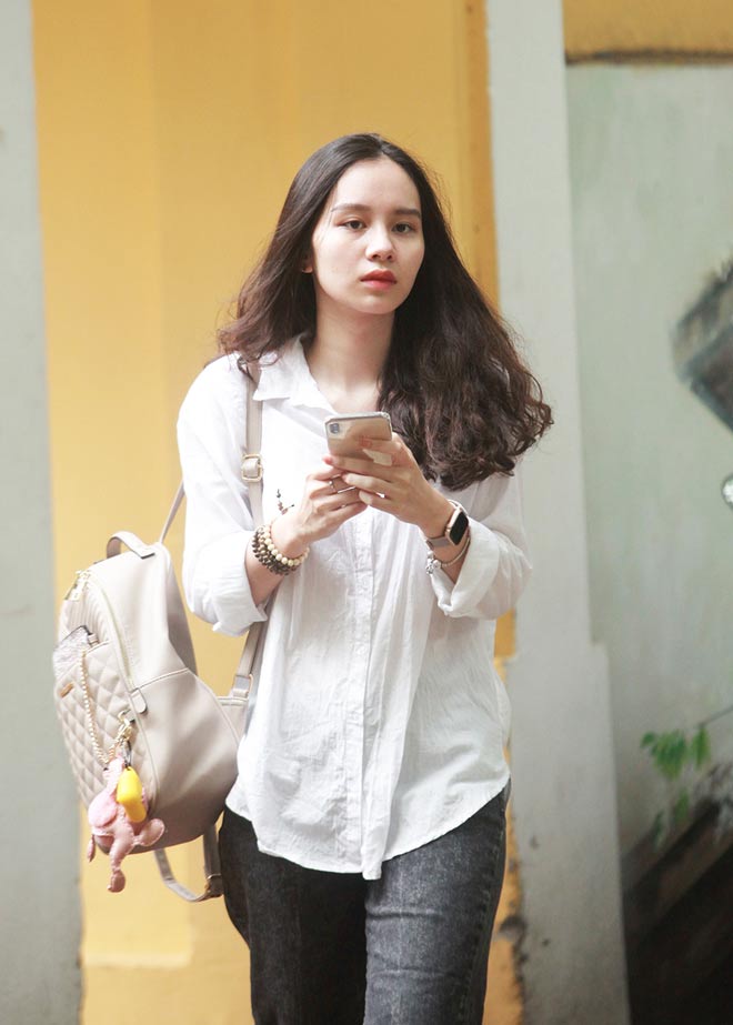 Dàn gái xinh thi THPT Quốc gia 2019 gây chú ý vì nhan sắc xinh đẹp - 3