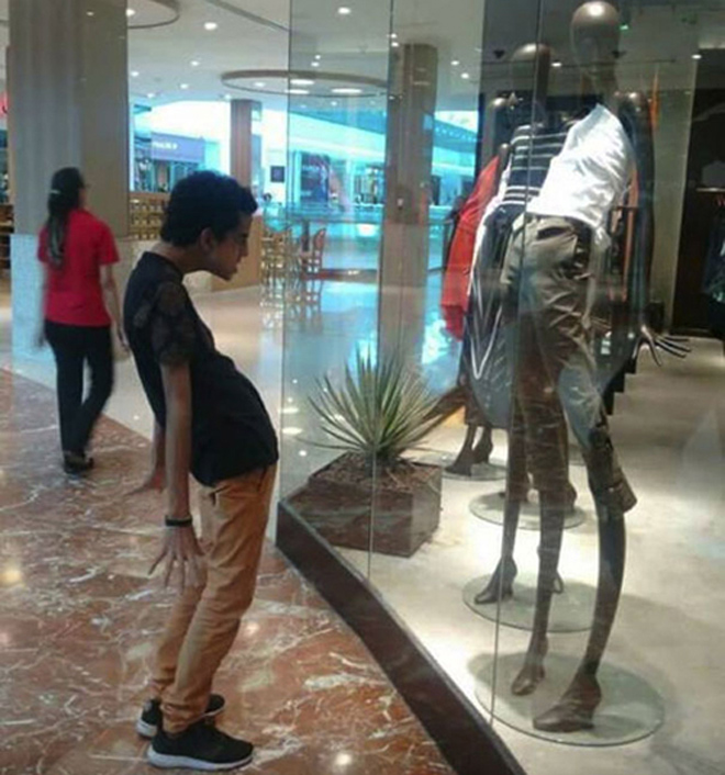 Cười không ngậm được mồm với loạt ma-nơ-canh siêu "lầy lội" - 6