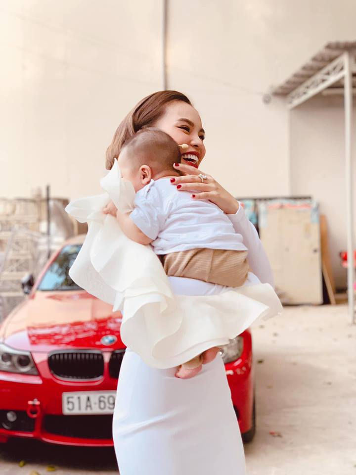 Sau sinh con, Giang Hồng Ngọc bị đồn sắp lên xe hoa vì lý do này - 2