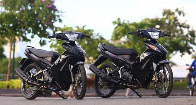 Cặp đôi Exciter 2006 độ phong cách 'chiến thần bóng đêm' sở hữu đôi mắt ma mị - 6