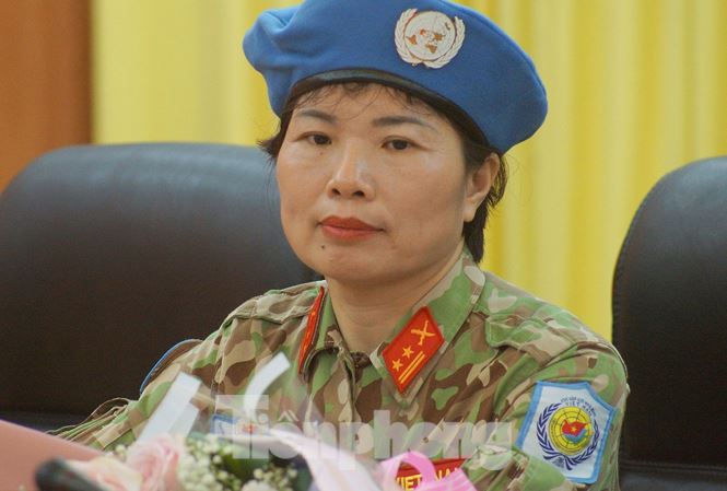 Nữ sĩ quan Việt Nam thứ hai đi gìn giữ hoà bình thế giới - 1