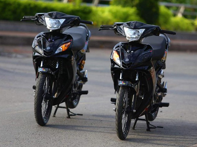 Thế giới xe - Cặp đôi Exciter 2006 độ phong cách 'chiến thần bóng đêm' sở hữu đôi mắt ma mị