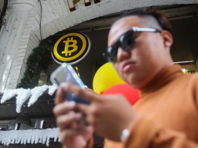 Kinh doanh - Bitcoin tạo "sóng" trở lại