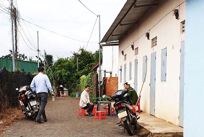 Nóng 24h qua: Nữ sinh hoảng hồn thấy mình đã chết trong thông tin đưa trên mạng - 5