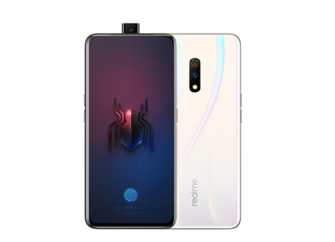 Fan Người nhện “sôi sục” trước phiên bản Realme X Spiderman - 1