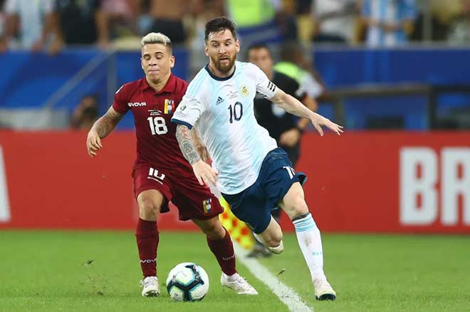 Messi hóa “người thường”: Fan Argentina bỗng dưng... vui mừng - 1