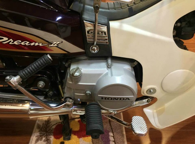 Những mẫu Honda Dream Thái Lan đời những năm 1990 thực sự tạo ra sức hút trong làng sưu tầm xe ở Việt Nam.