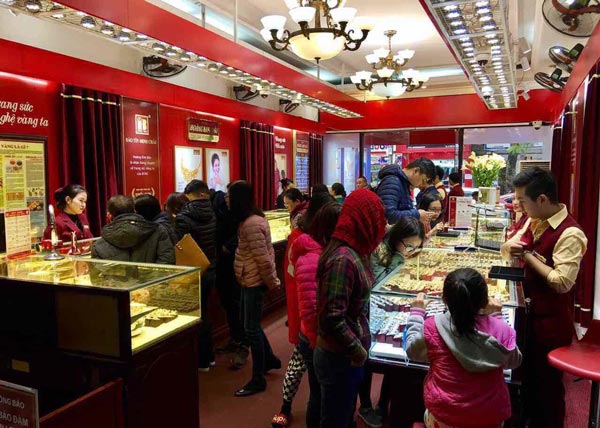 Giá vàng hôm nay (30/6): Ông Trump thông báo vụ Huawei, vàng tăng hay giảm? - 2