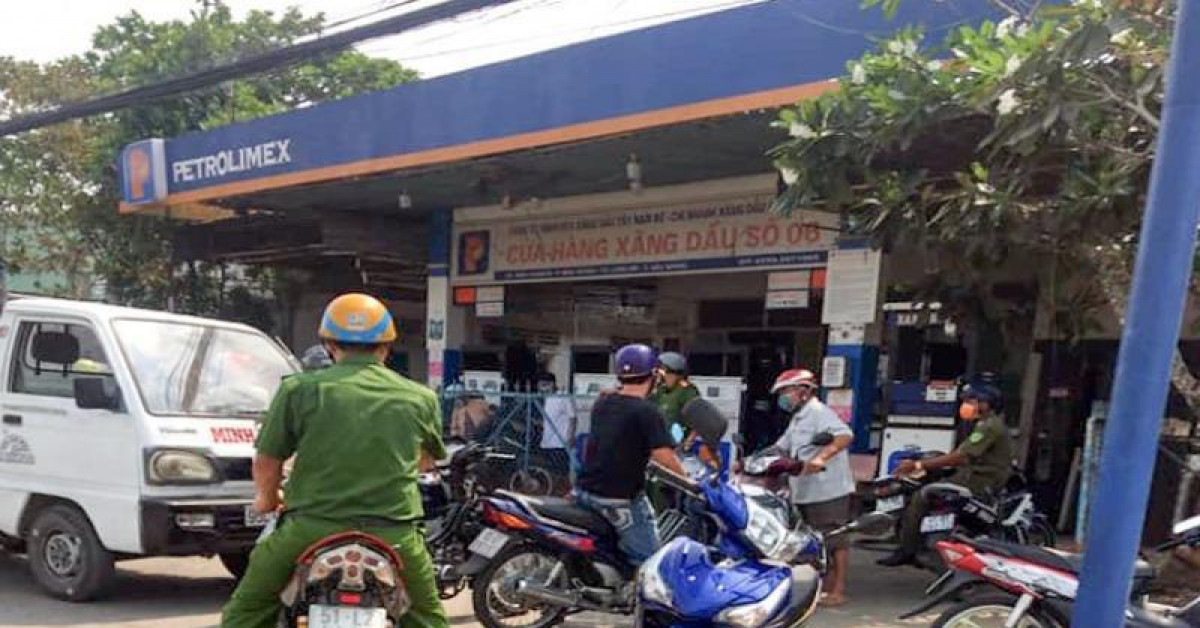 Thị trường - Tiêu dùng - Xử lý 6 cửa hàng xăng dầu nghỉ bán không xin phép