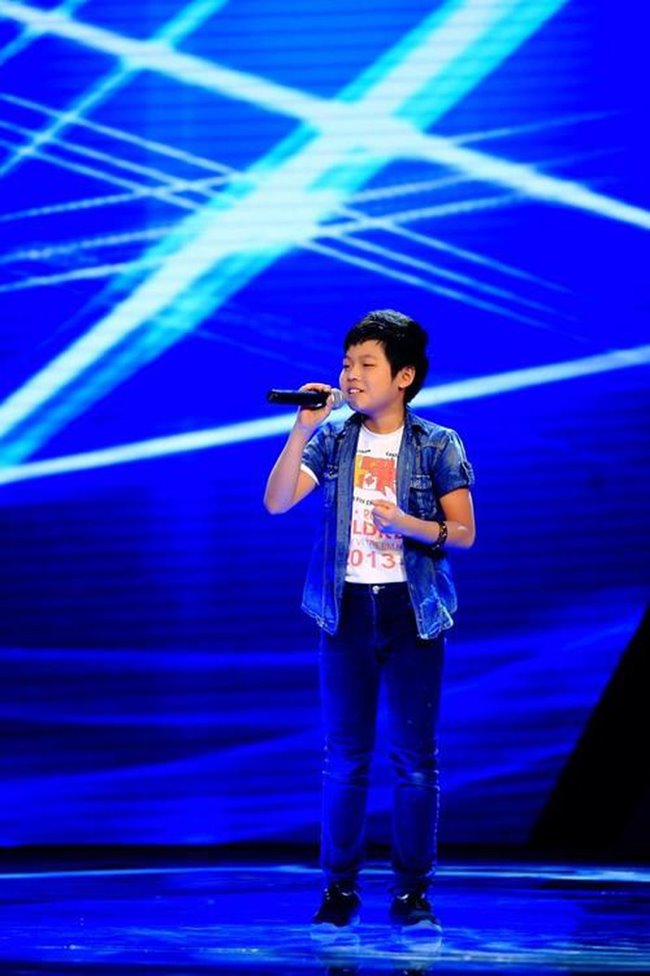 Mặc dù chỉ vào đến bán kết Giọng hát Việt nhí 2014, song Mai Chí Công vẫn để lại nhiều cảm tình nơi khán giả nhờ giọng hát đẹp cùng ngoại hình sáng sân khấu.