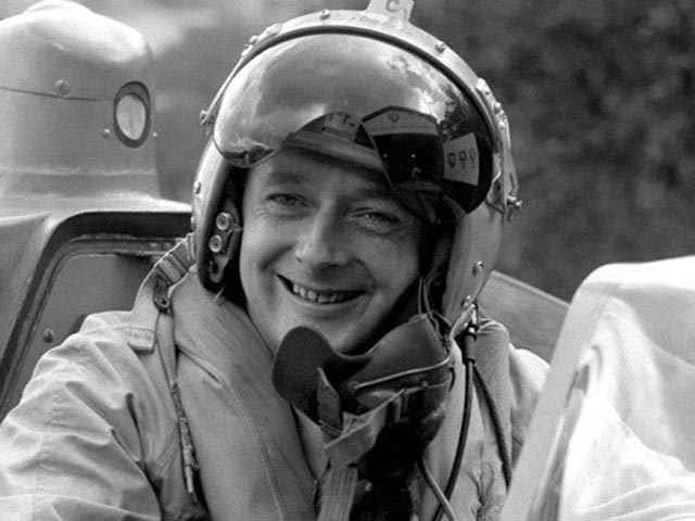 Thể thao - Tay đua tử nạn chấn động: Phi 482 km/h, 34 năm mới tìm được thi thể