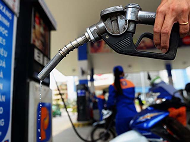 Thế giới xe - Giá xăng thấp kỷ lục, xe máy của bạn đổ "tẹt ga" hết bao nhiêu?