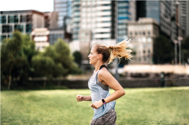 Ra mắt đồng hồ Fitbit Charge 4, giá hủy diệt thị trường - 2