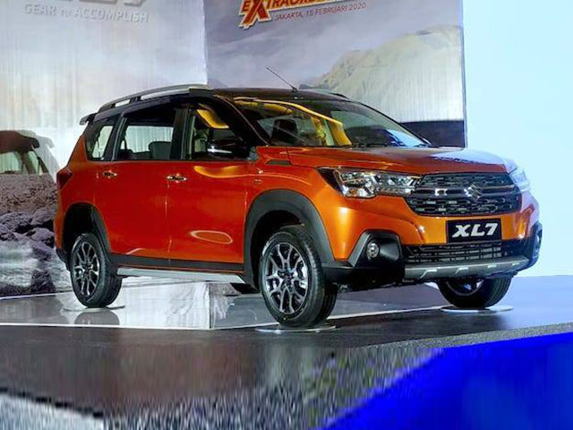 Tin tức ô tô - Suzuki XL7 bất ngờ vượt mặt Xpander Cross trong cuộc đua doanh số