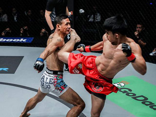 Thể thao - Bị đàn em knock-out ly kỳ, võ sĩ MMA 3 năm chưa dám trở lại võ đài