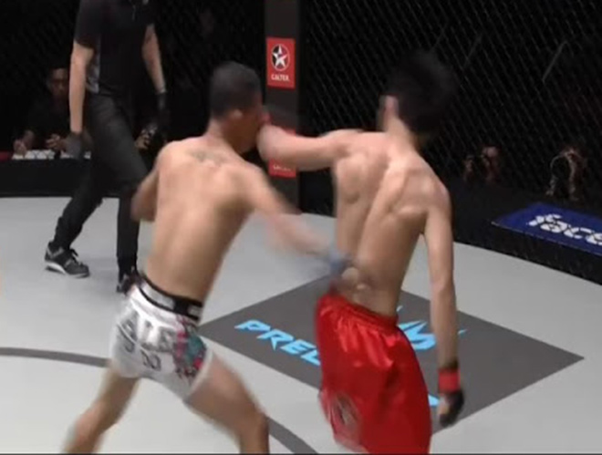 Pacio xoay người vòng tròn tung cú đấm ngược hạ đo ván Doliguez vô cùng đẹp mắt