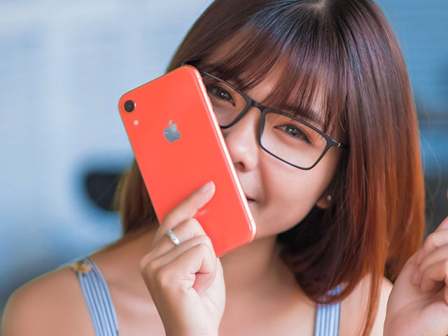 Những điện thoại hàng đầu mới nào sẽ ra mắt tháng này?