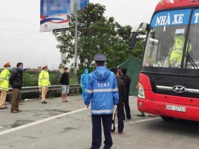 Tin tức trong ngày - Vì sao không xử phạt "xe dù" chở 30 người vào Hà Nội giữa lệnh cấm?