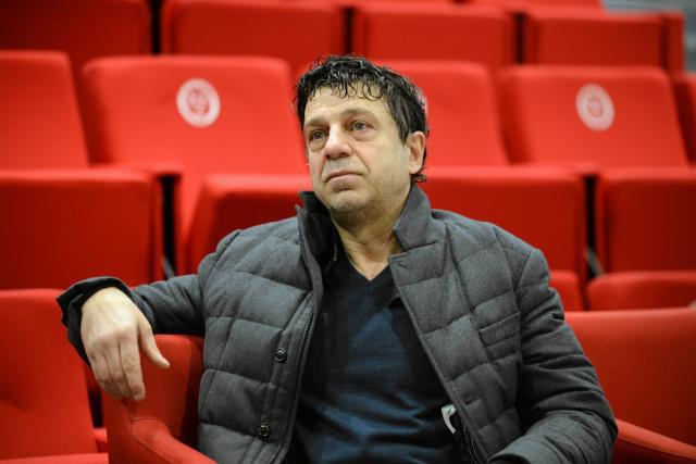 Bác sĩ Bernard Gonzalez. Ảnh: L'Equipe