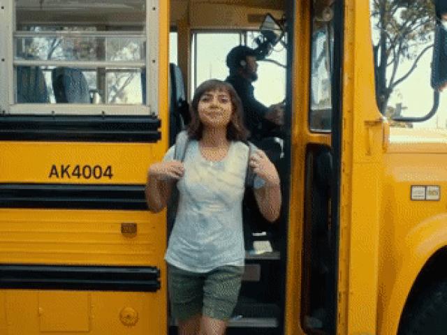 Tranh vui - Những tình huống "oái oăm" hiếm gặp khi đi xe buýt