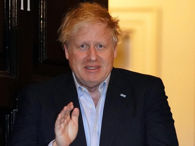 Covid-19: Thủ tướng Anh cần thở oxy, vào phòng điều trị tích cực