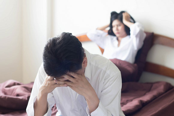 Đàn ông bị stress khi vợ kiếm nhiều tiền hơn - 1