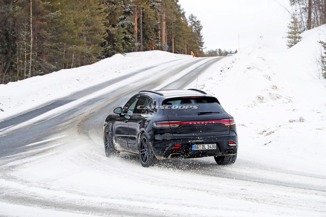 Porsche Macan 2022 lộ hình ảnh chạy thử nghiệm - 4