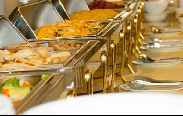 Việc hạn chế đi du lịch và ăn nhà hàng cũng giảm khá nhiều chi phí hàng tháng.