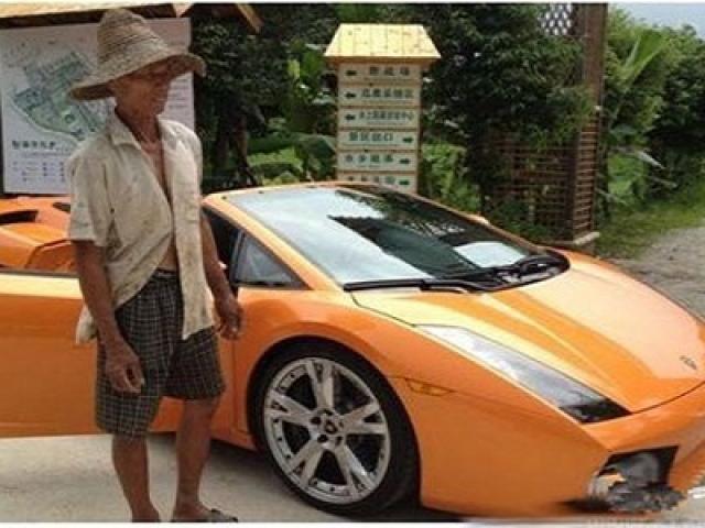 Truyện cười - Truyện cười: May mà mù chữ