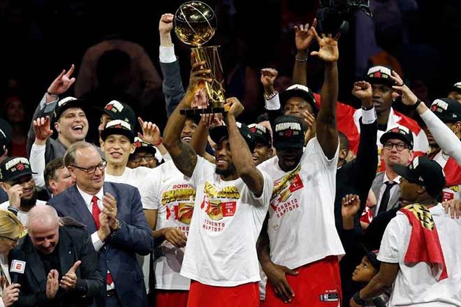 Toronto Raptors vô địch NBA năm 2019, và mùa giải tiếp theo có nguy cơ bị hủy vì Covid-19